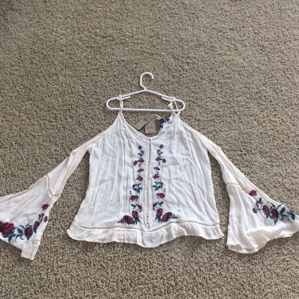 American eagle off the shoulder top